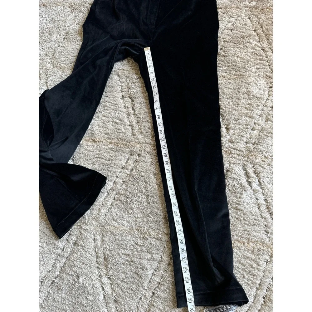St. John Black Velvet Pants Size 10